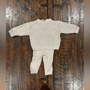 H&M Adorables Knit Matching Set